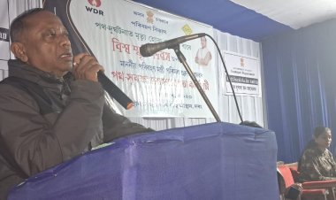 দৰঙত  পৰিবহন মন্ত্ৰী পৰিমল শুক্লবৈদ্যৰ পথ সুৰক্ষা সজাগতা কাৰ্যসূচী