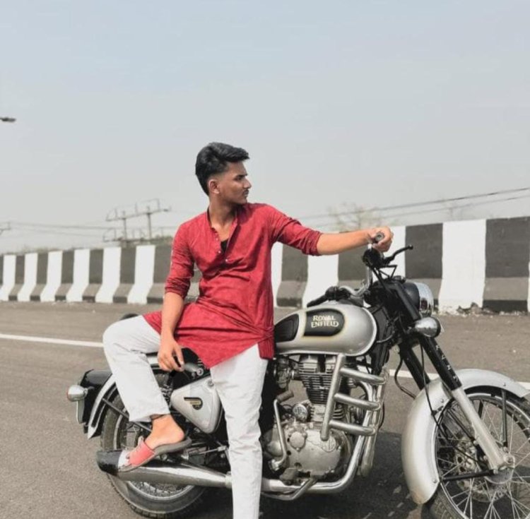 পথ দুৰ্ঘটনা নিহত হোৱা  ছিপাঝাৰৰ দুমুনিচকীৰ ৰিবৰাজ হুচেইন   জানজা নামাজ সম্পন্ন হয়। 